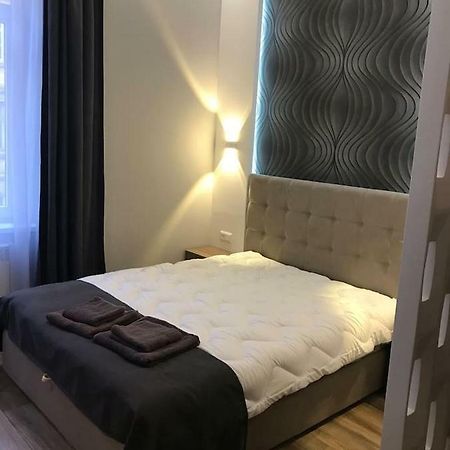 New Appartment-Studio Іn The Center Of Lviv Exteriör bild