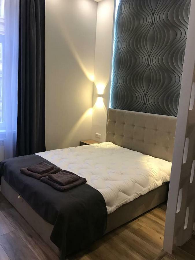 New Appartment-Studio Іn The Center Of Lviv Exteriör bild
