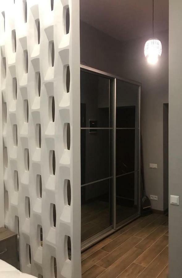 New Appartment-Studio Іn The Center Of Lviv Exteriör bild